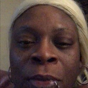 Meet your Posher, Love